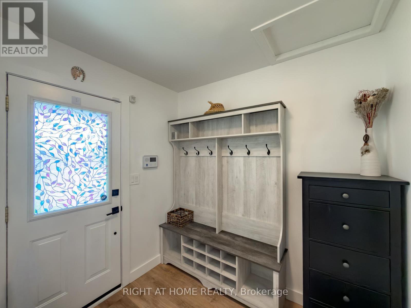 1324 Bodley Road, Mississauga, Ontario  L5J 3W9 - Photo 3 - W13442744