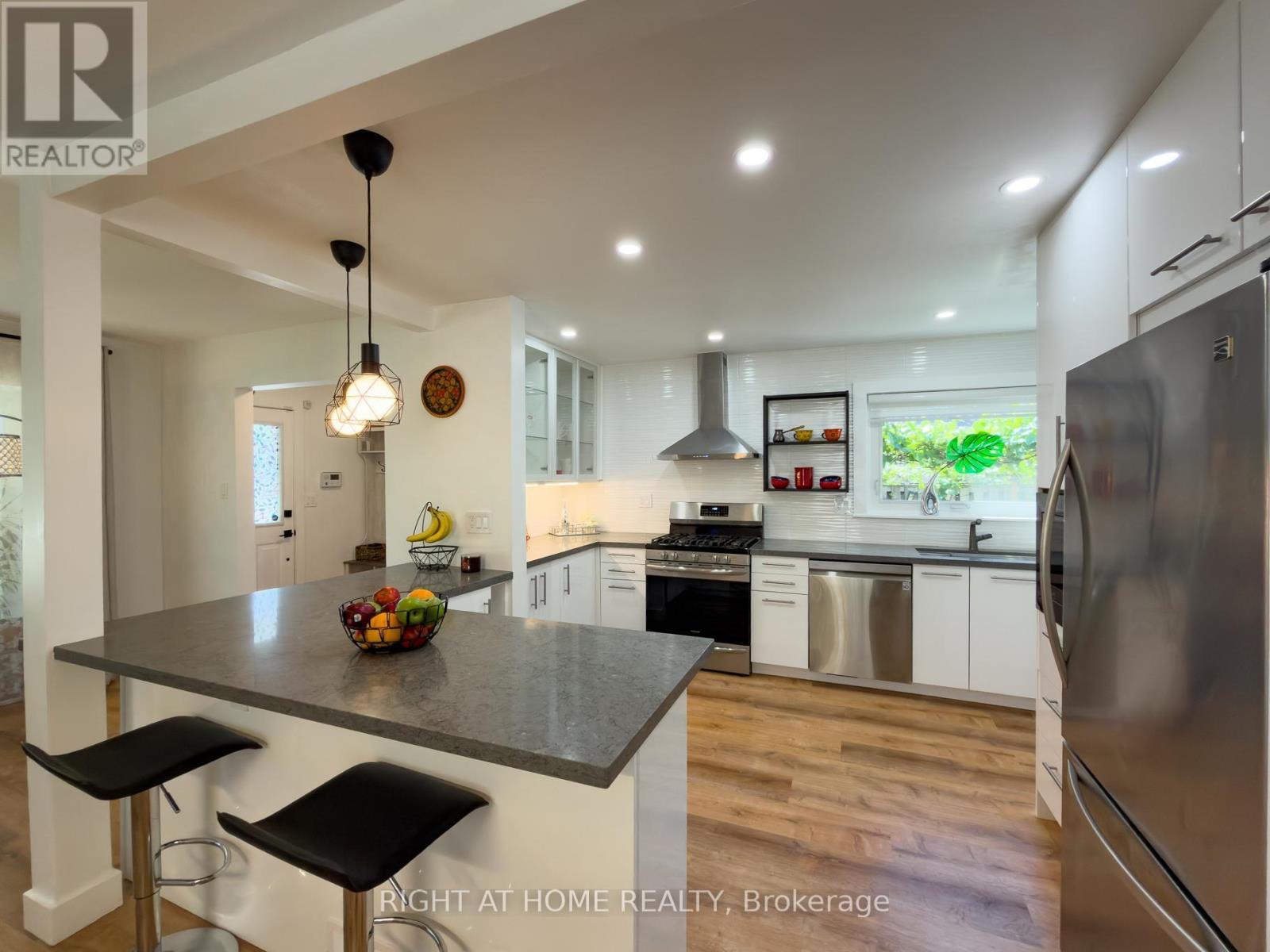 1324 Bodley Road, Mississauga, Ontario  L5J 3W9 - Photo 9 - W13442744