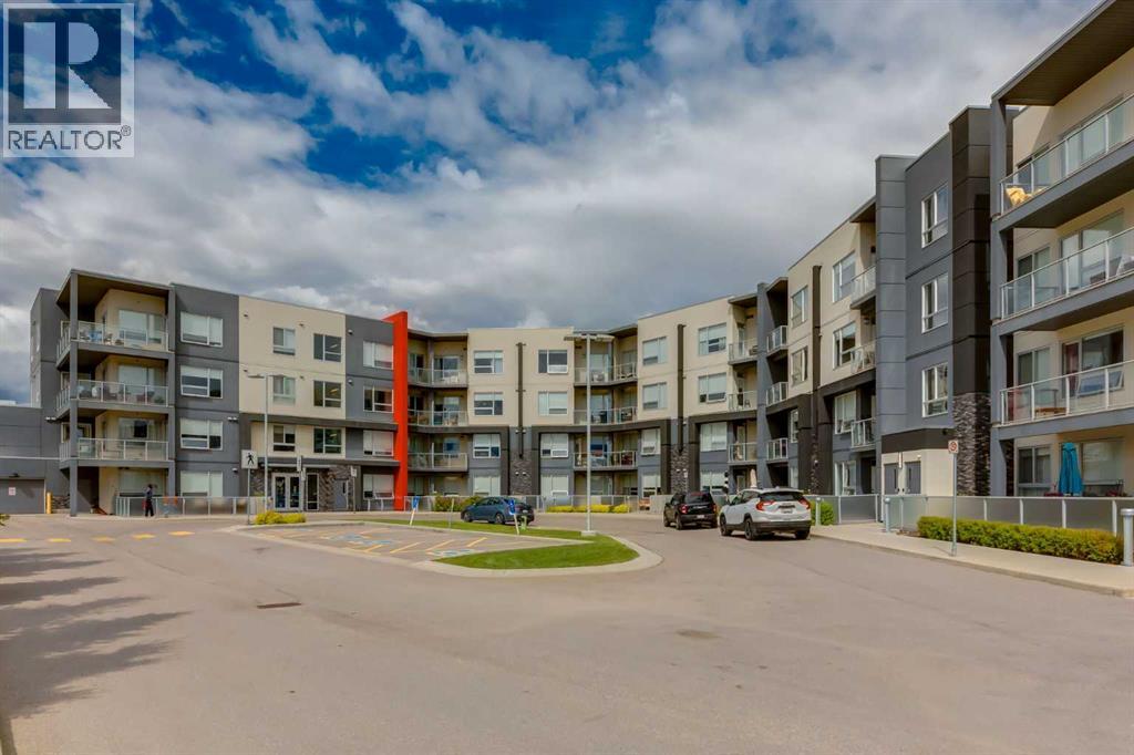 224, 8530 8a Avenue Sw, Calgary, Alberta  T3H 6A7 - Photo 1 - A2318460