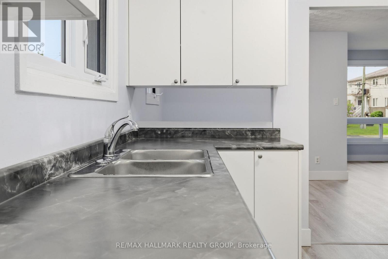 1259 Marenger Street, Ottawa, Ontario  K1C 1S1 - Photo 11 - X13442782