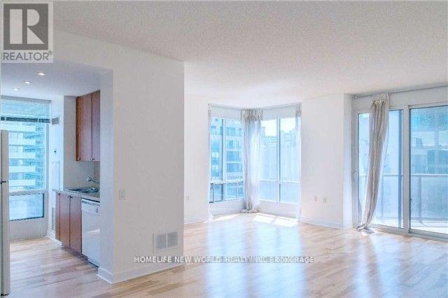 411 - 85 Bloor Street E, Toronto, Ontario  M4W 3Y1 - Photo 2 - C13442780