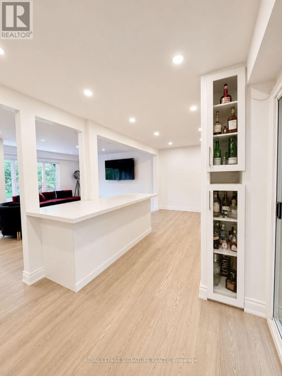 Main - 932 Elgin Street, Newmarket, Ontario  L3Y 3C1 - Photo 4 - N13442766