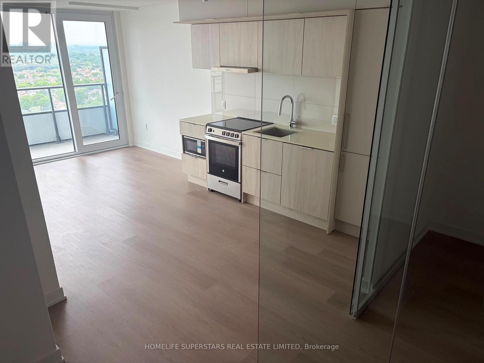 2012 - 448 Burnhamthorpe Road W, Mississauga, Ontario  L5B 0R4 - Photo 4 - W13442762