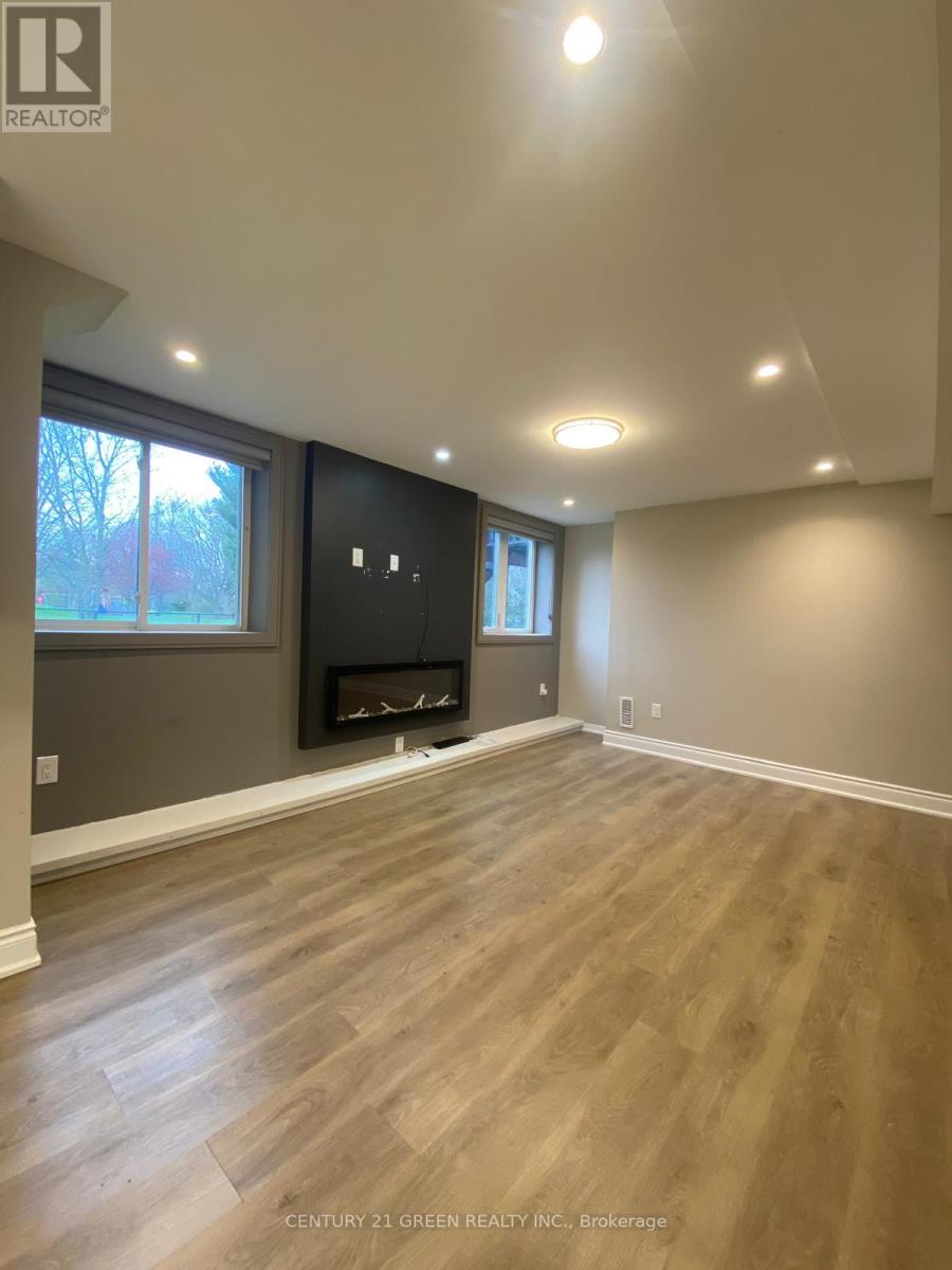 Bsmt - 137 Spring Azure Crescent, Oakville, Ontario  L6L 6V8 - Photo 15 - W13442776