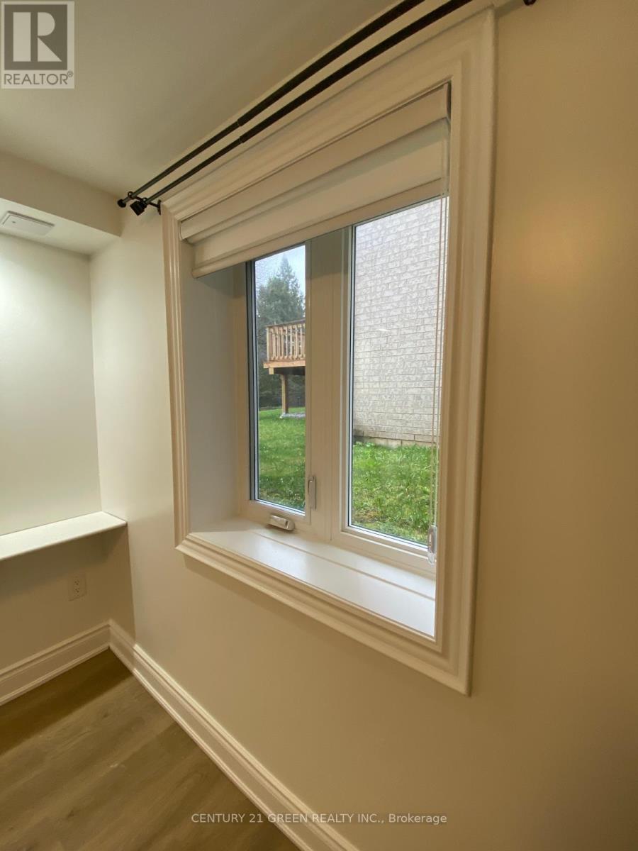 Bsmt - 137 Spring Azure Crescent, Oakville, Ontario  L6L 6V8 - Photo 25 - W13442776