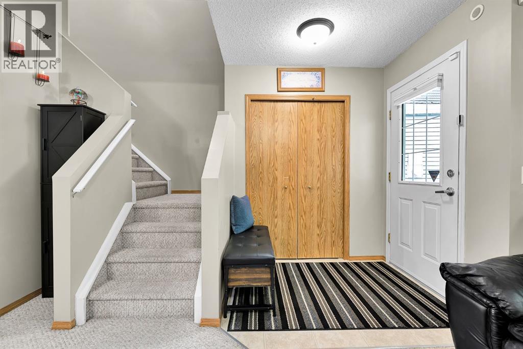 238 Covepark Way Ne, Calgary, Alberta  T3K 5T6 - Photo 2 - A2320683