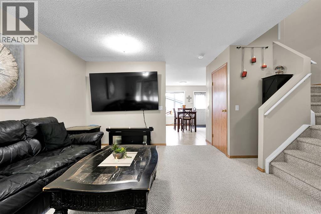 238 Covepark Way Ne, Calgary, Alberta  T3K 5T6 - Photo 5 - A2320683