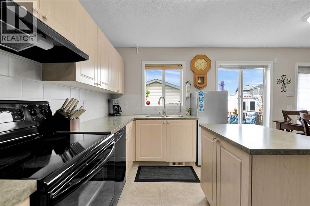 238 Covepark Way Ne, Calgary, Alberta  T3K 5T6 - Photo 7 - A2320683