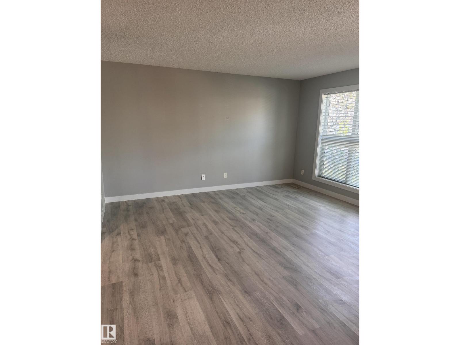 1313 Chappelle Bv Sw, Edmonton, Alberta  T6W 3S2 - Photo 4 - E4479601