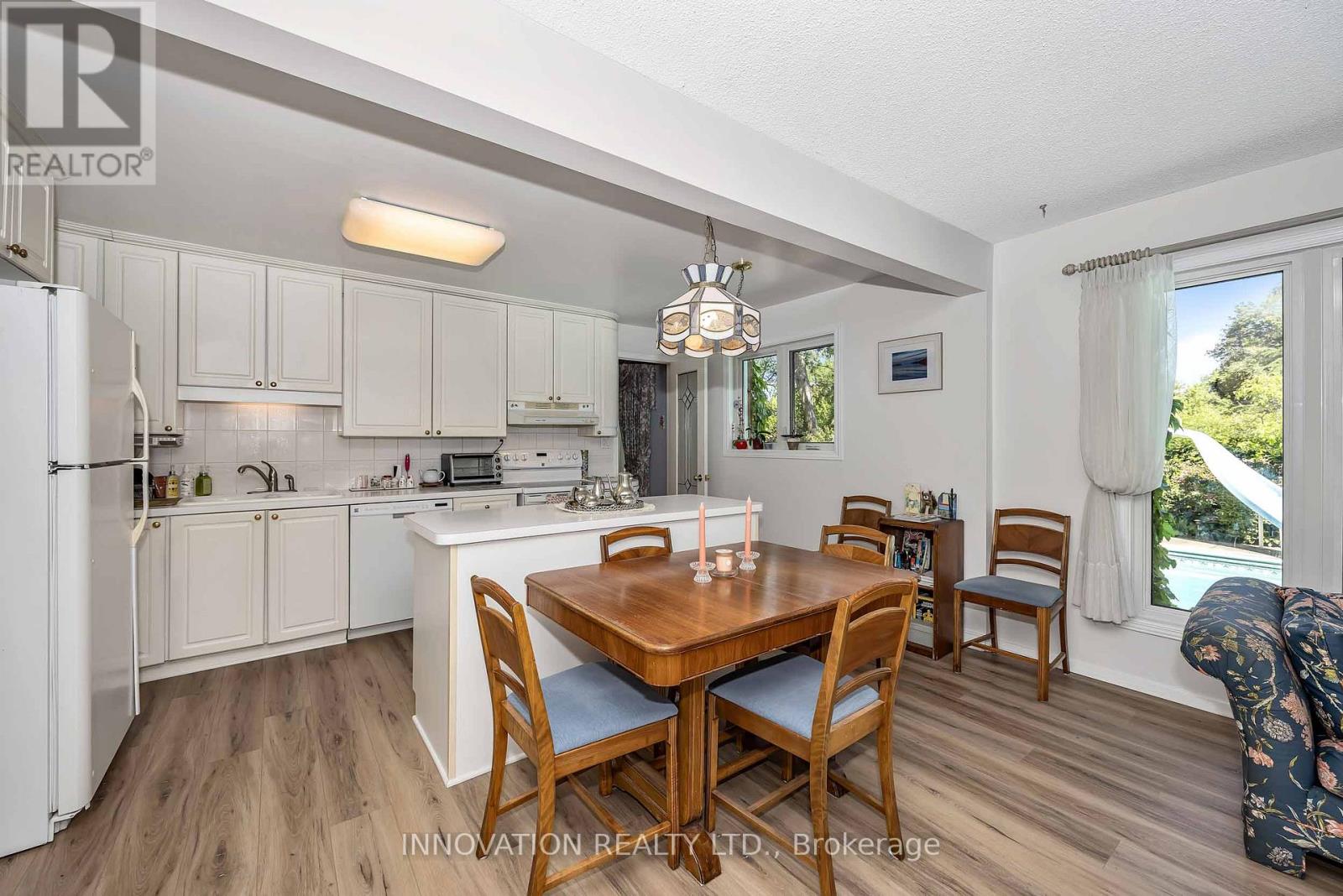 8 Sandwell Crescent, Ottawa, Ontario K2K 1V3 - Photo 10 - X13442832