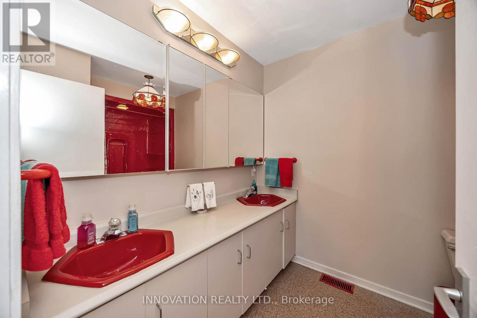8 Sandwell Crescent, Ottawa, Ontario K2K 1V3 - Photo 20 - X13442832
