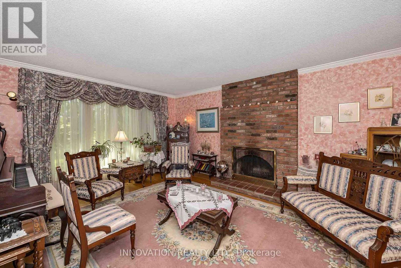 8 Sandwell Crescent, Ottawa, Ontario K2K 1V3 - Photo 4 - X13442832