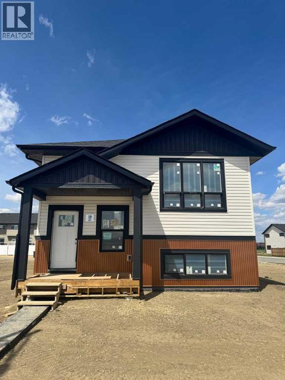 19 Ian Way, sylvan lake, Alberta