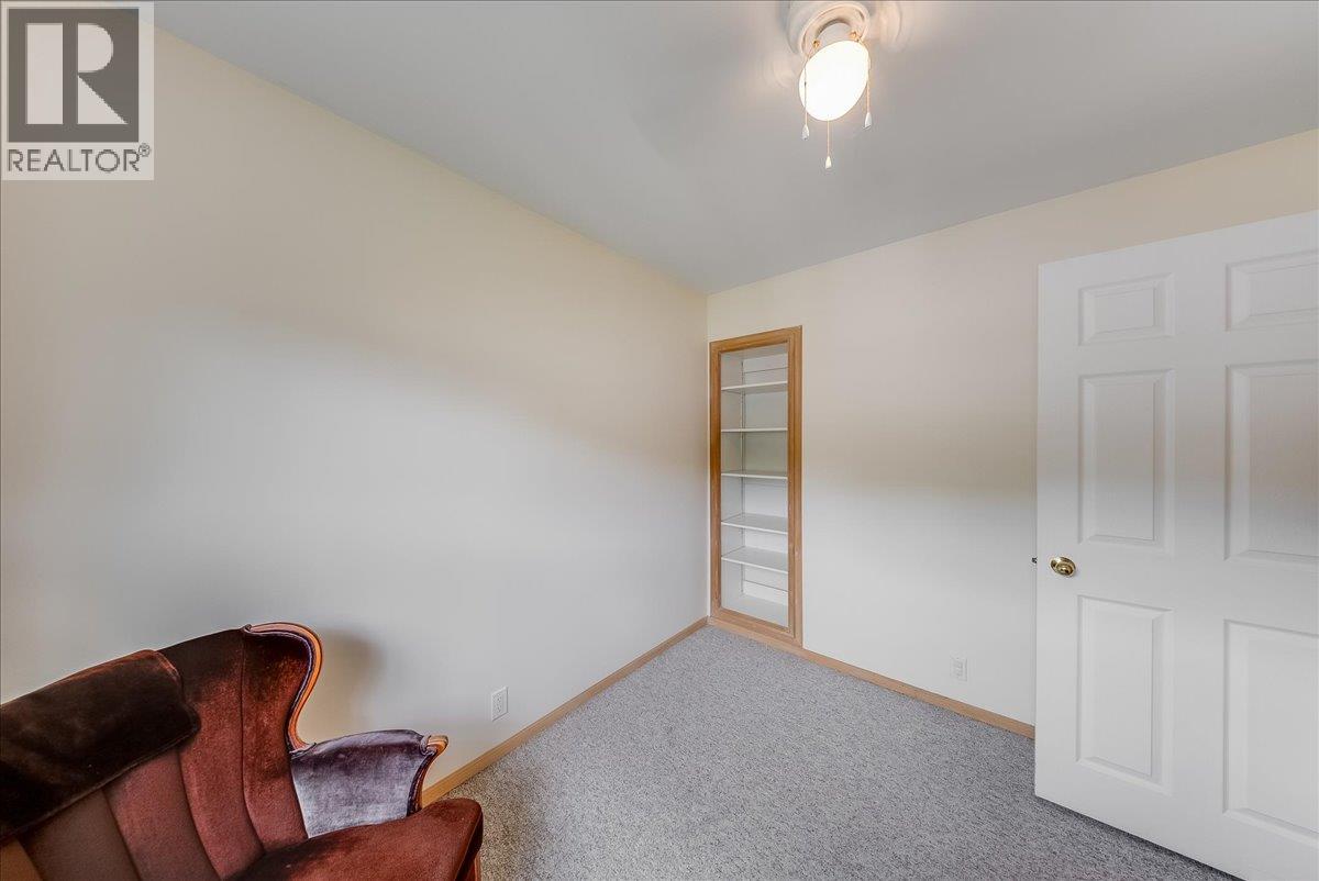 1817 Fourth Avenue, Trail, British Columbia  V1R 1T2 - Photo 11 - 10391228