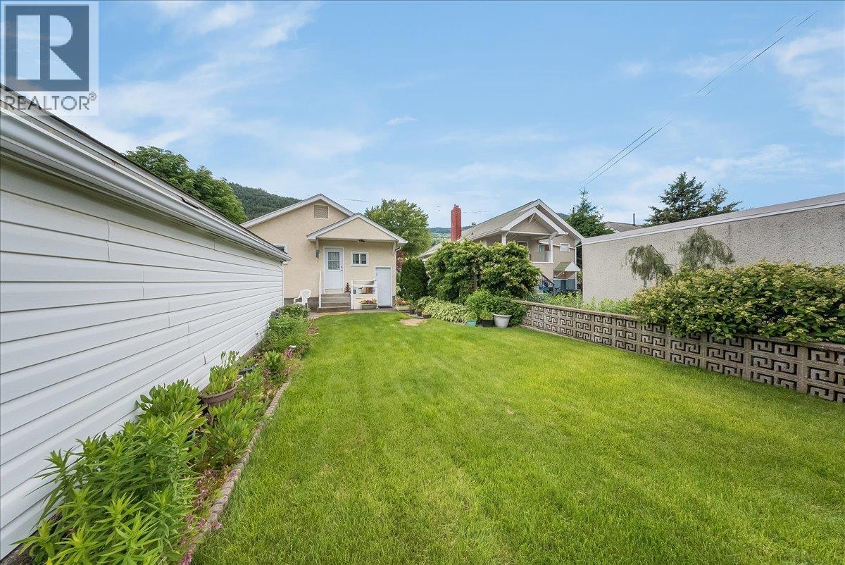 1817 Fourth Avenue, Trail, British Columbia  V1R 1T2 - Photo 27 - 10391228