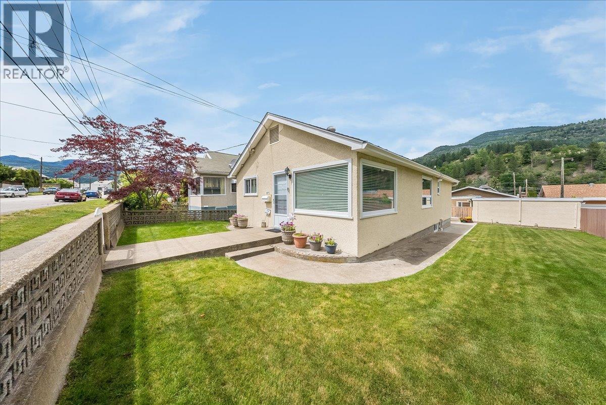 1817 Fourth Avenue, Trail, British Columbia  V1R 1T2 - Photo 33 - 10391228