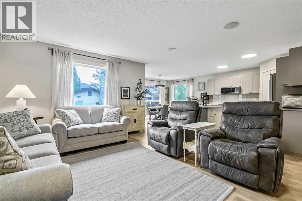 87 Elgin Drive, Calgary, Alberta  T2Z 4H1 - Photo 13 - A2318620