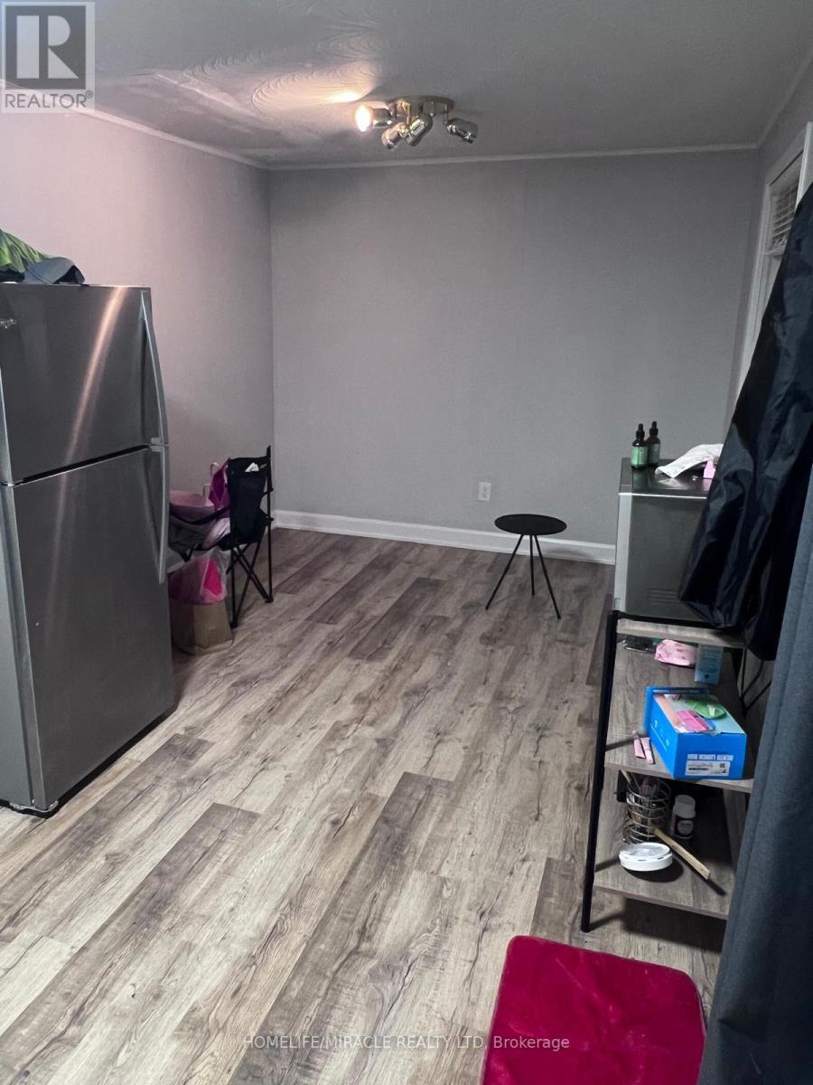Bsmt - 83 Grassington Crescent, Brampton, Ontario L6S 1Z5 - Photo 5 - W13442798