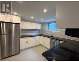 9 FIELDWAY DRIVE, Hamilton, Ontario
