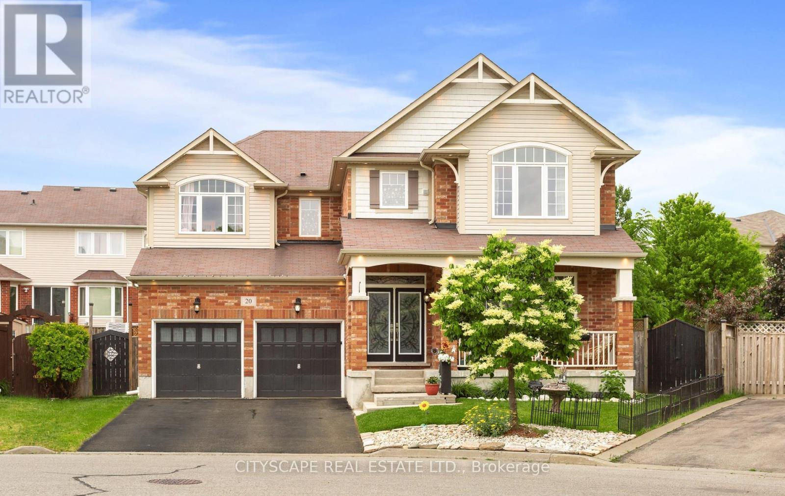 20 LANDS COURT, Cambridge, Ontario