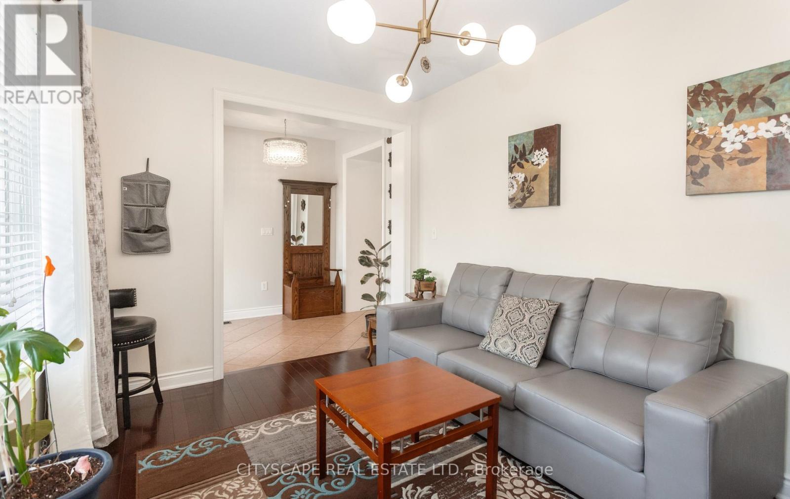 20 Lands Court, Cambridge, Ontario  N3C 0B7 - Photo 5 - X13442834