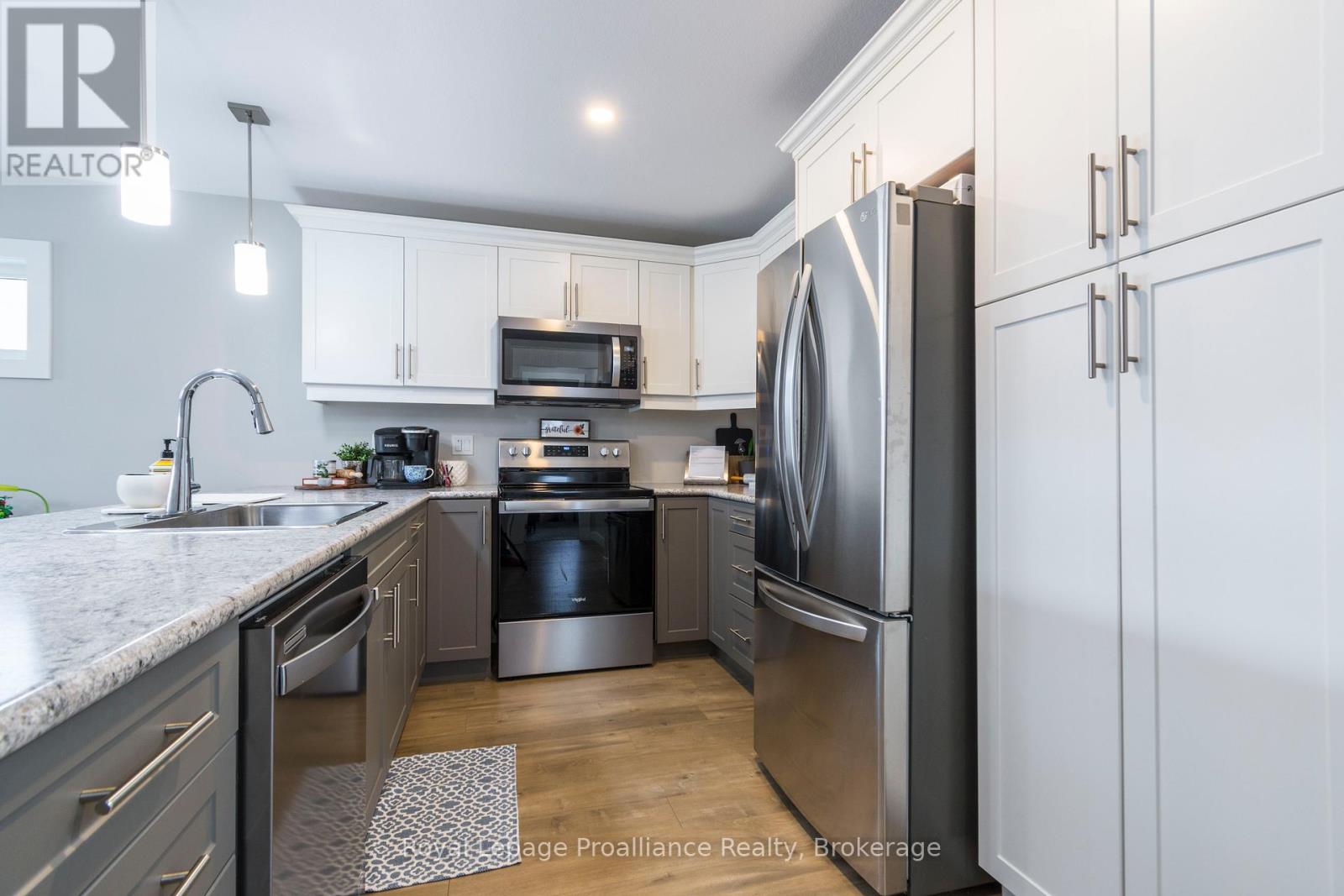 92 Meagan Lane, Quinte West, Ontario  K0K 2C0 - Photo 5 - X13442854