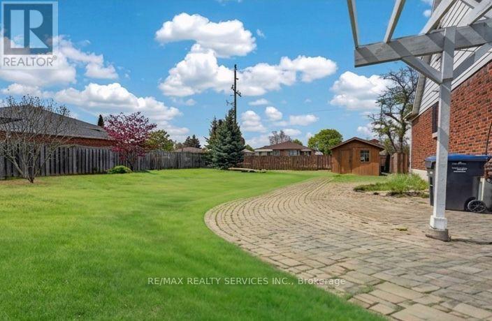 21 Gregory Street, Brampton, Ontario  L6Y 1G2 - Photo 24 - W13441748