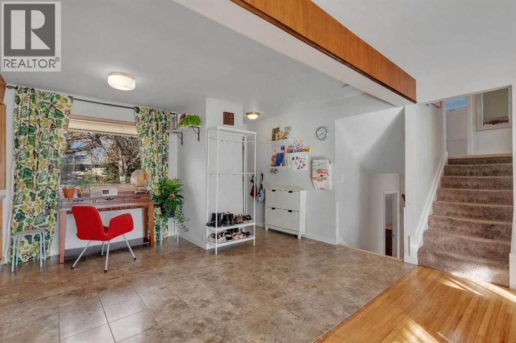 3507 35 Avenue SW, Calgary, Alberta  T3E 1A2 - Photo 13 - A2320059