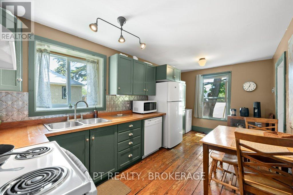 183 Second Street, Loyalist, Ontario  K0H 1G0 - Photo 10 - X13439726