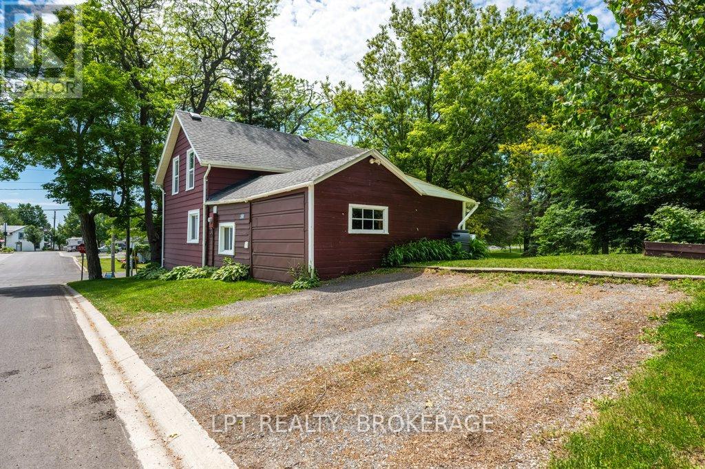 183 Second Street, Loyalist, Ontario  K0H 1G0 - Photo 36 - X13439726