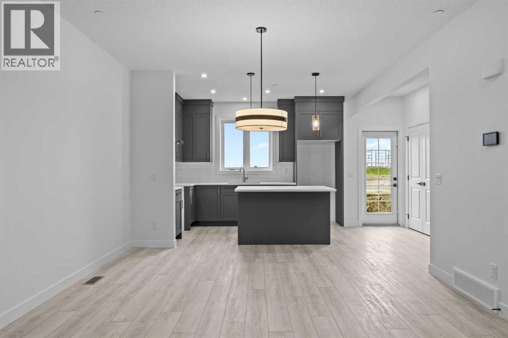 33 Hotchkiss Gardens Se, Calgary, Alberta  T3S 0T7 - Photo 10 - A2320944