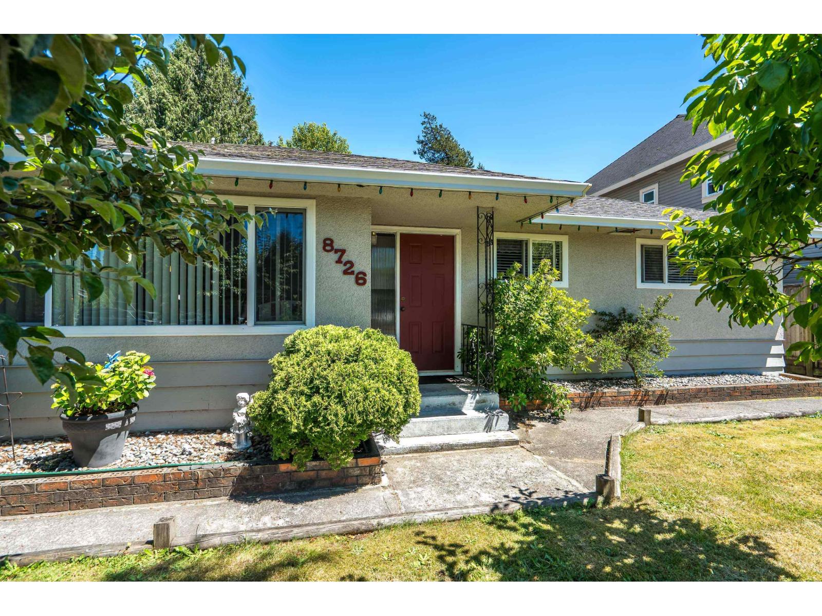 8726 154b Street, Surrey, British Columbia  V3S 3P1 - Photo 5 - R3135409