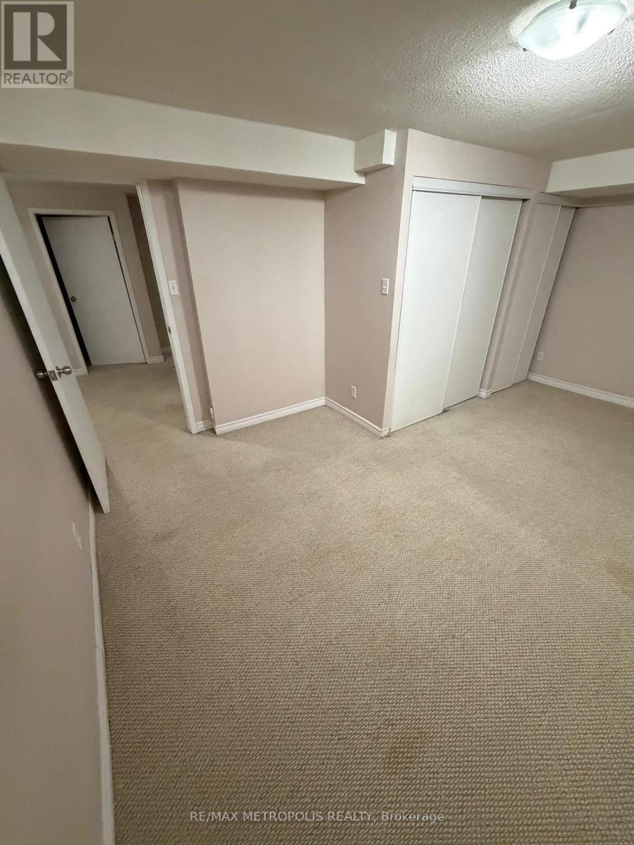 Bsmt - 18 Carrick Avenue, Ajax, Ontario  L1T 2P4 - Photo 12 - E13442884