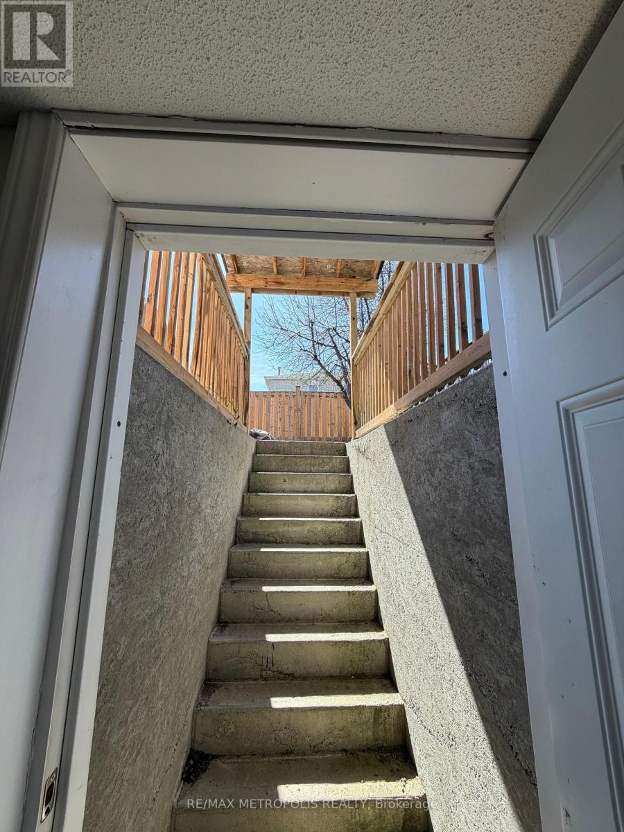 Bsmt - 18 Carrick Avenue, Ajax, Ontario  L1T 2P4 - Photo 17 - E13442884