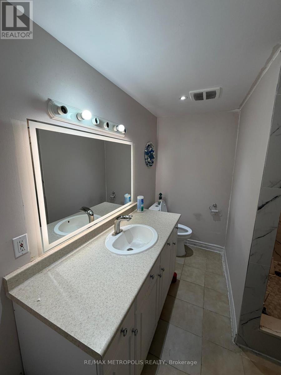 Bsmt - 18 Carrick Avenue, Ajax, Ontario  L1T 2P4 - Photo 6 - E13442884