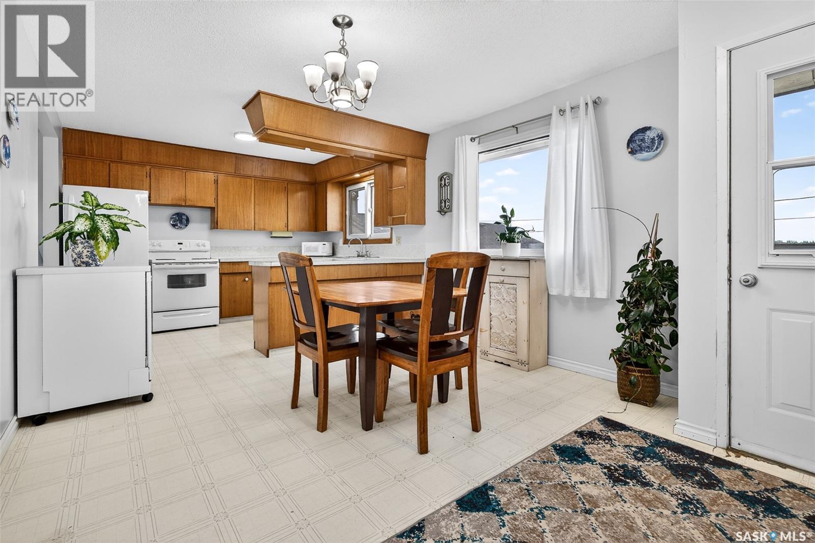 1319 Stadacona Street W, Moose Jaw, Saskatchewan  S6H 6M9 - Photo 19 - SK039373