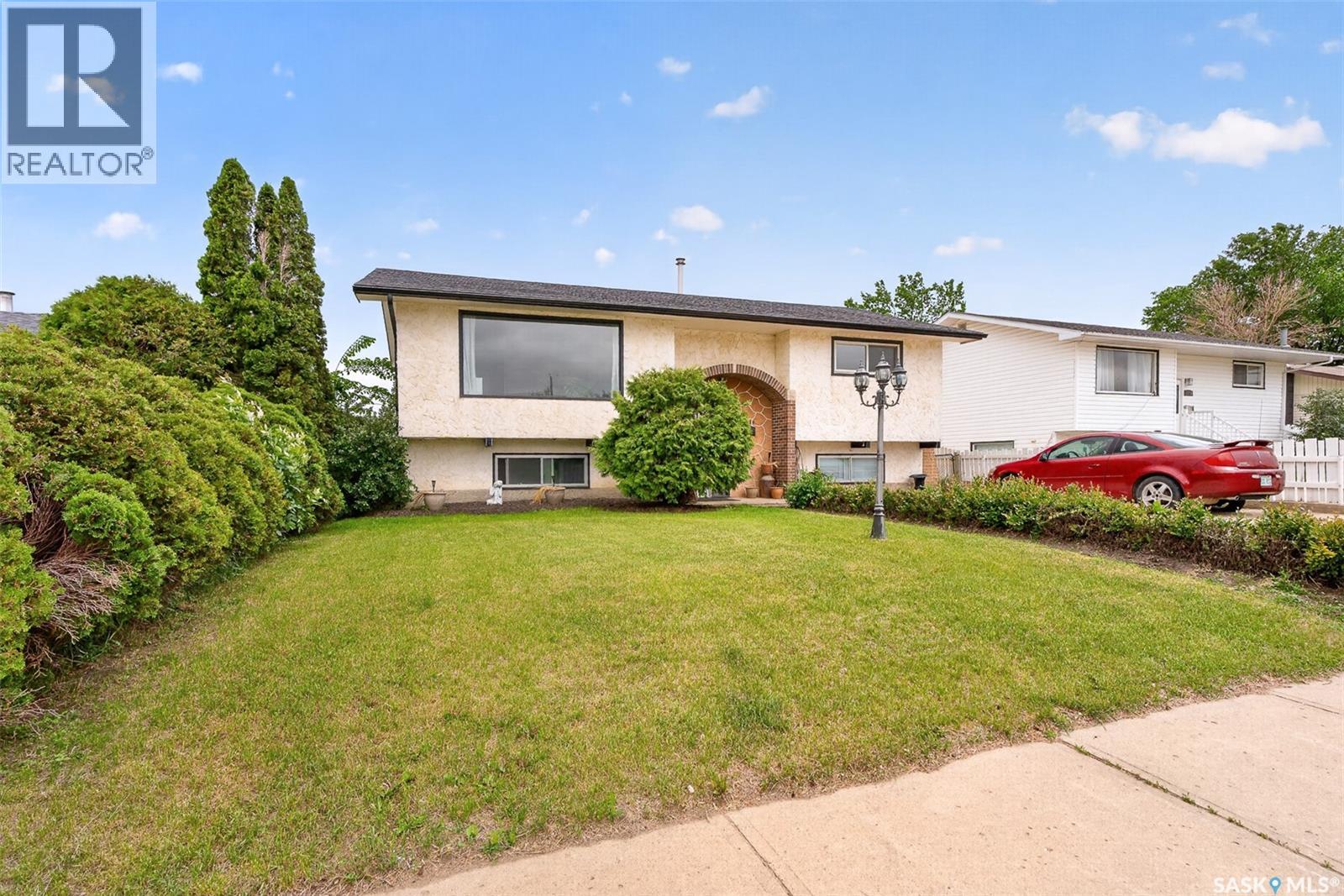 1319 Stadacona Street W, Moose Jaw, Saskatchewan  S6H 6M9 - Photo 54 - SK039373