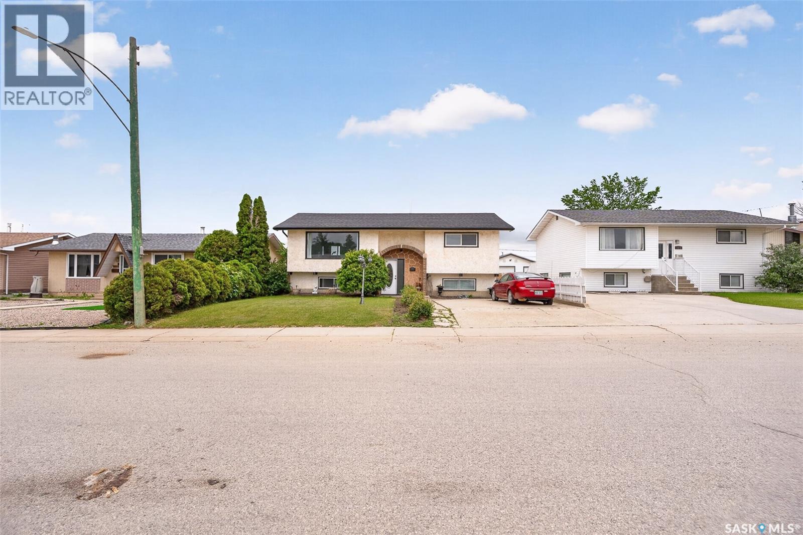 1319 Stadacona Street W, Moose Jaw, Saskatchewan  S6H 6M9 - Photo 56 - SK039373