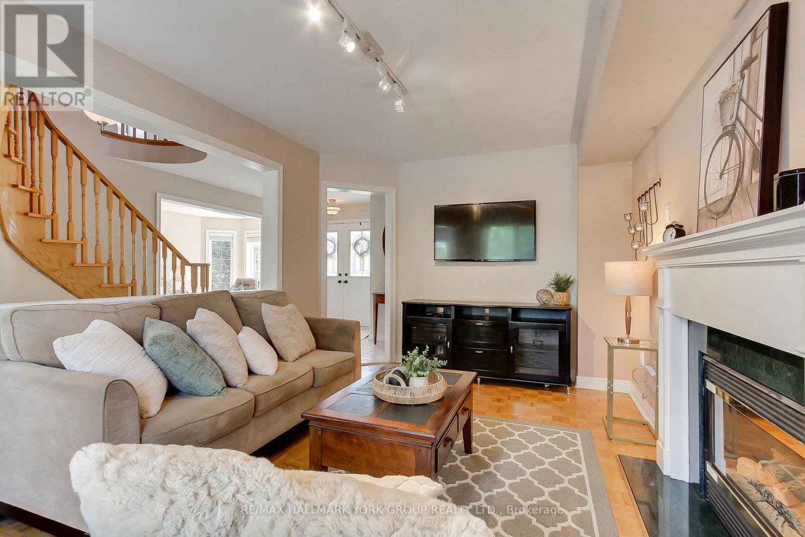 571 Goodyear Crescent, Newmarket, Ontario  L3Y 8L2 - Photo 25 - N13442876