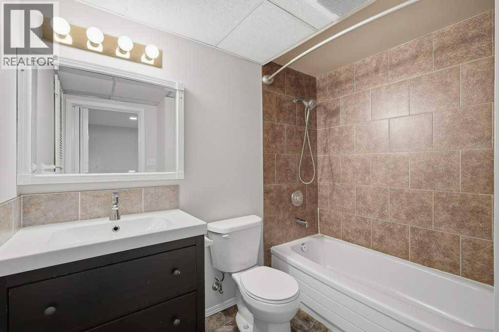 102 Denovan Crescent, Red Deer, Alberta  T4R 1W2 - Photo 14 - A2319787