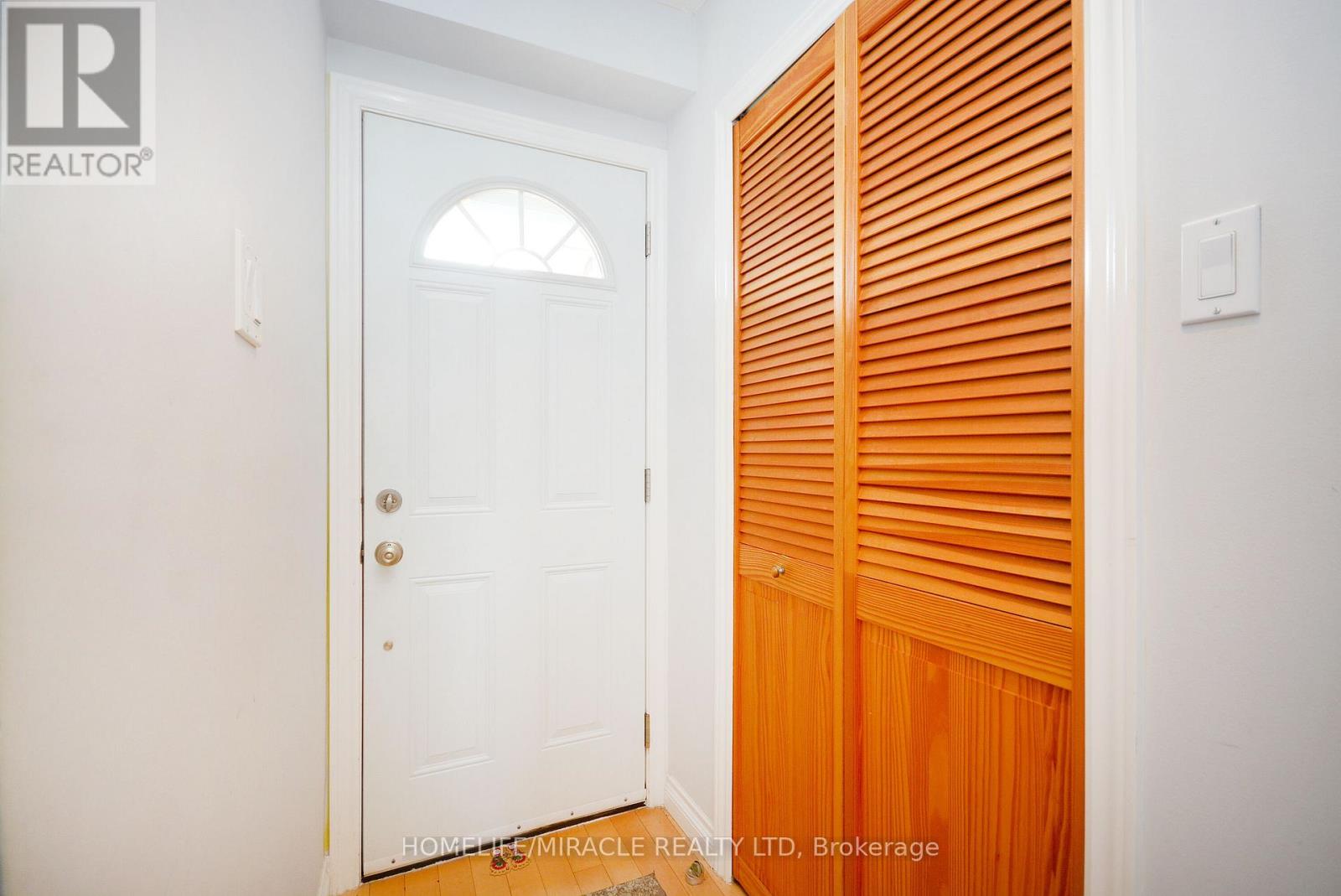 2335 Council Ring Road, Mississauga, Ontario  L5L 1B9 - Photo 13 - W13442912