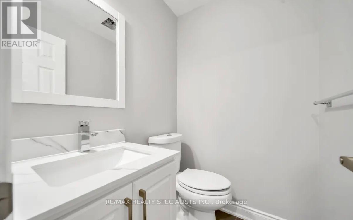 31 Bramcedar Crescent, Brampton, Ontario L7A 1T3 - Photo 10 - W13442922