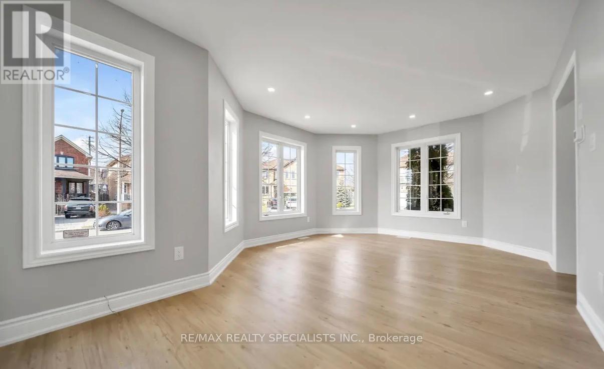 31 Bramcedar Crescent, Brampton, Ontario L7A 1T3 - Photo 8 - W13442922