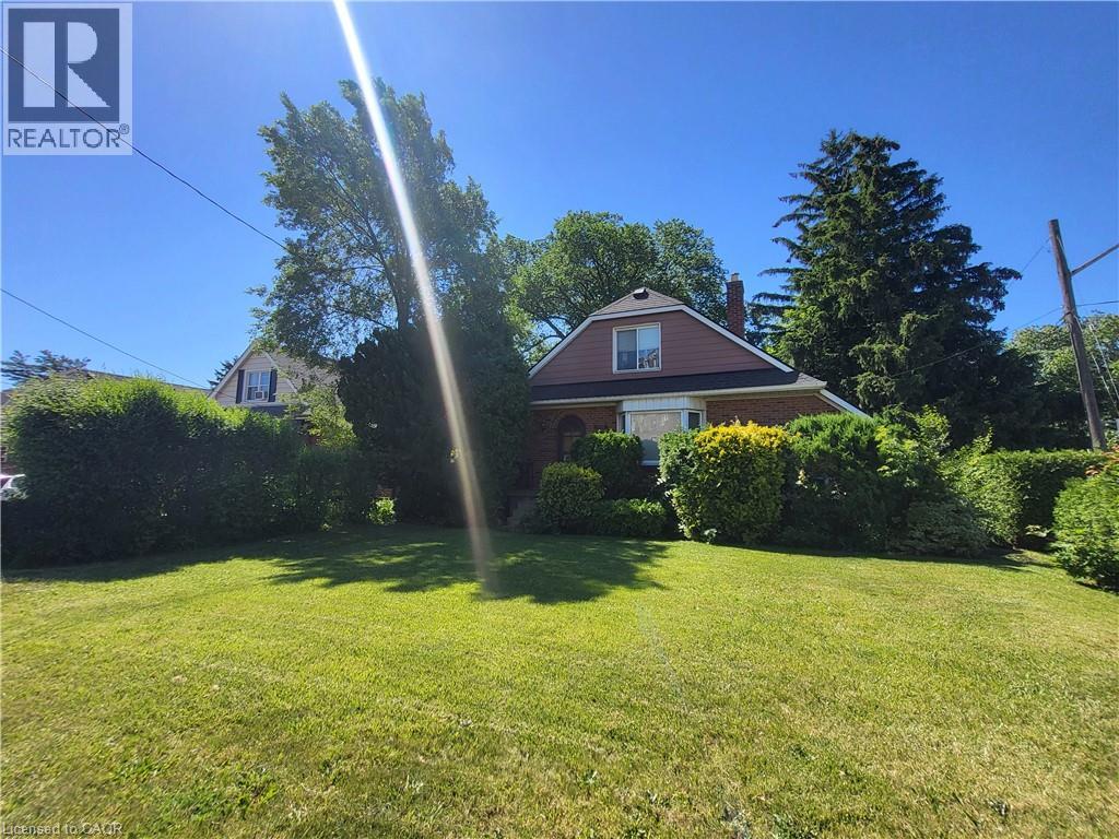 136 King Street E, Stoney Creek, Ontario  L8G 1L5 - Photo 2 - 40839639