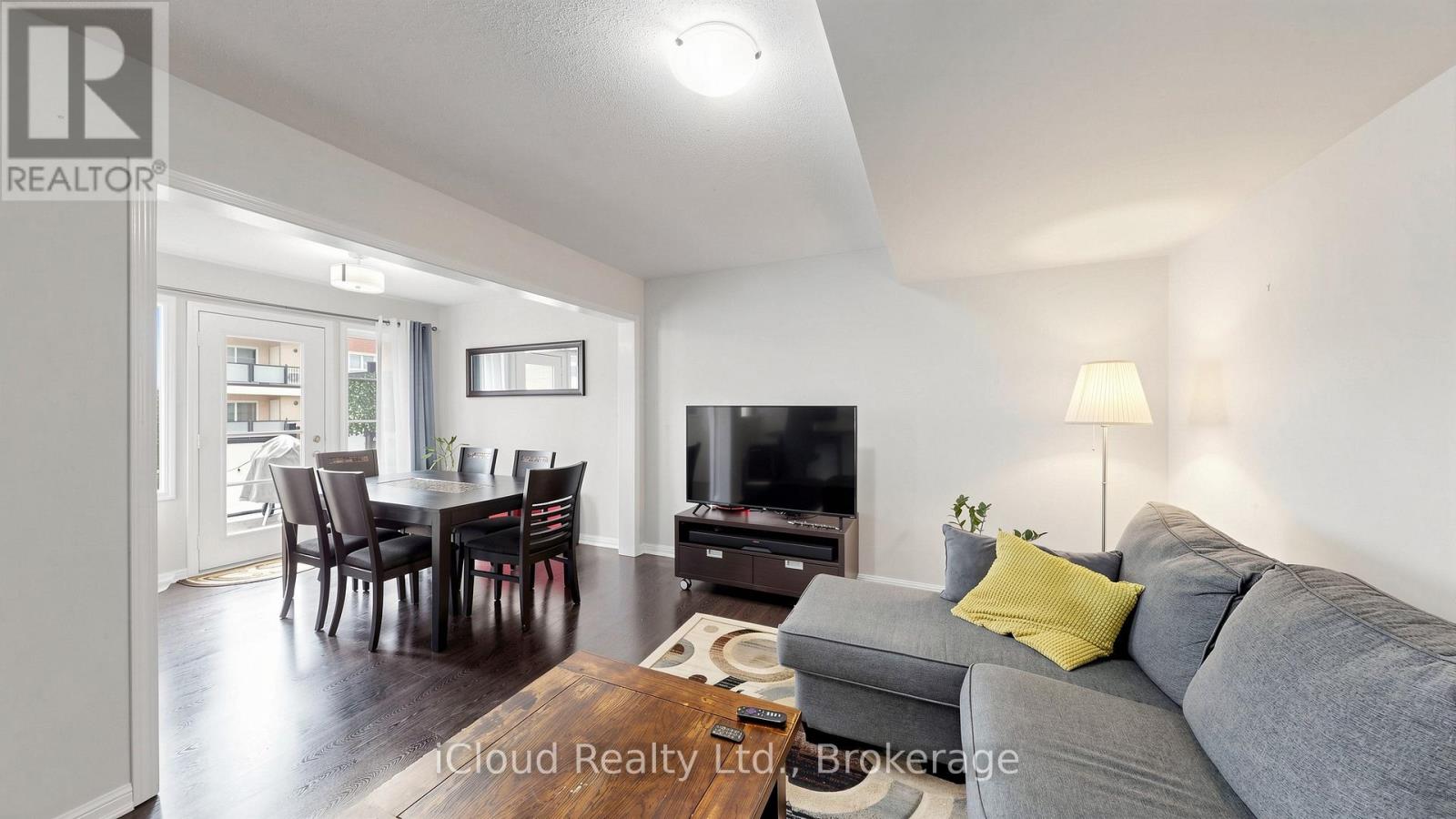118 Baycliffe Crescent, Brampton, Ontario  L7A 3Z4 - Photo 8 - W12968268