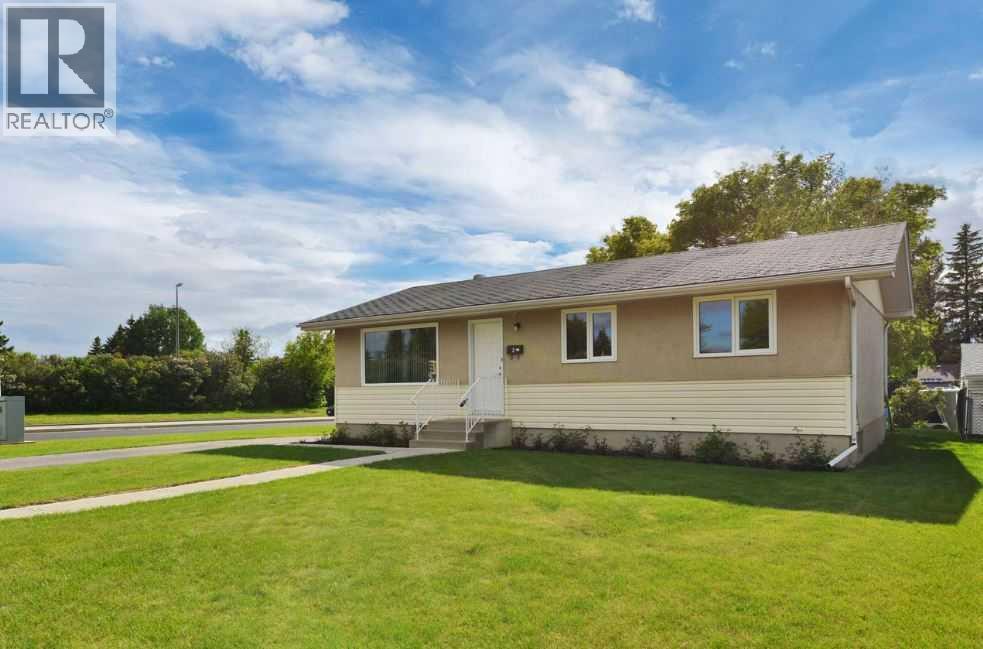2 Mitchell Avenue, Red Deer, Alberta  T4N 0L1 - Photo 29 - A2320666