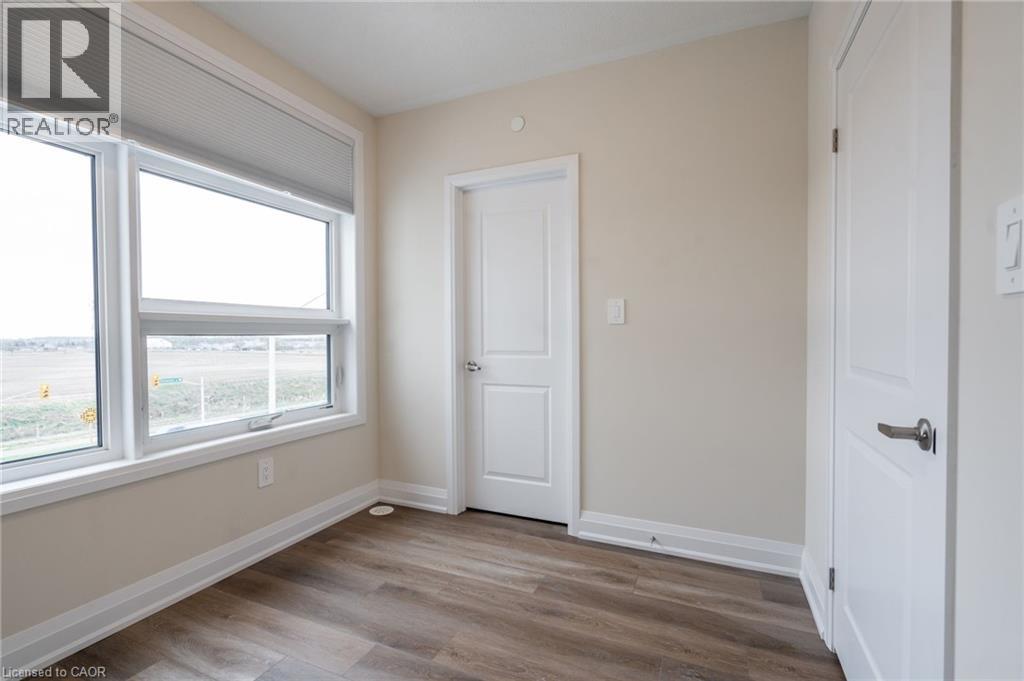1585 Rose Way Unit# 119, Milton, Ontario  L9E 1N4 - Photo 13 - 40839614