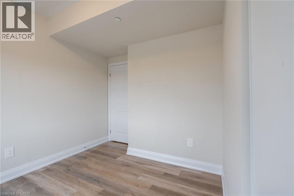 1585 Rose Way Unit# 119, Milton, Ontario  L9E 1N4 - Photo 16 - 40839614