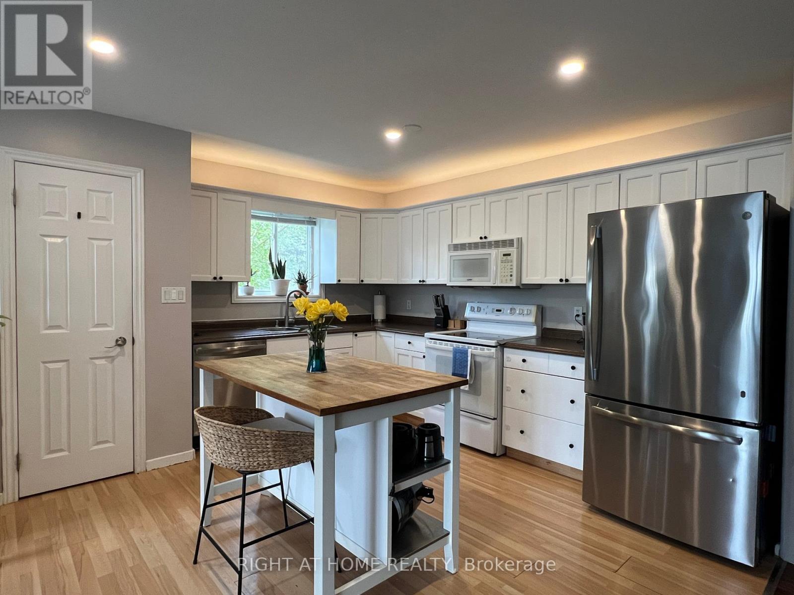 39 Cumming Street, St. Catharines, Ontario L2S 1H8 - Photo 10 - X13222538