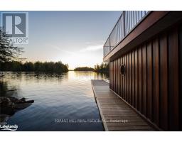 1004 OLD TOWNSHIP ROAD, Muskoka Lakes, Ontario